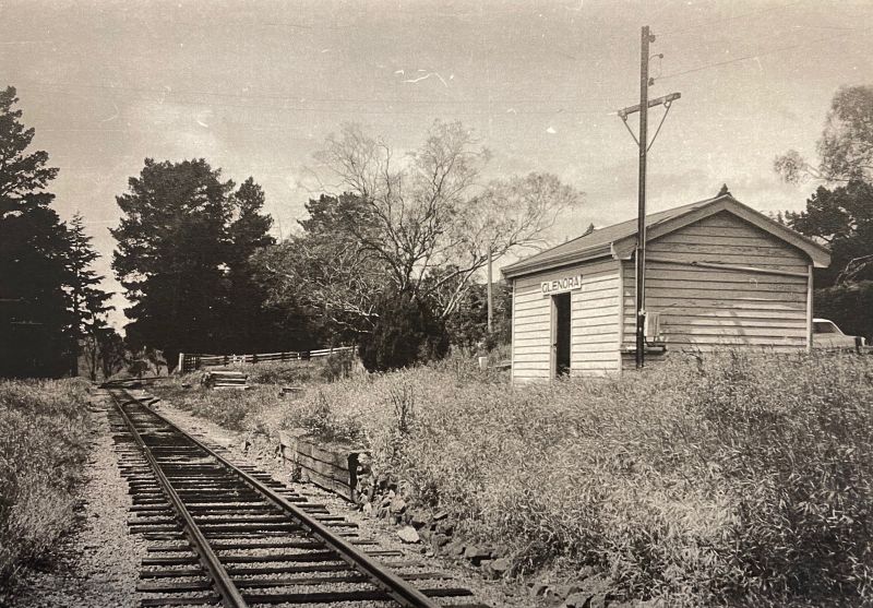 File:DVR top cupboard - 14.jpg