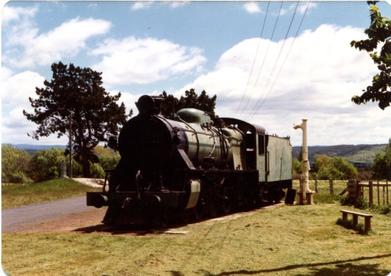 File:M1 at Ross 1984 by Garry Sanders .jpg