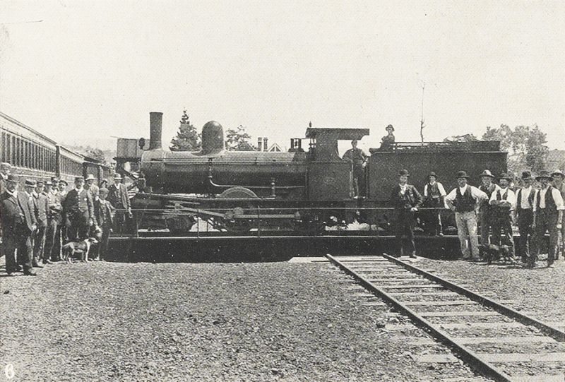 File:New Norfolk Turntable 1910 - B Class Locomotive.jpg